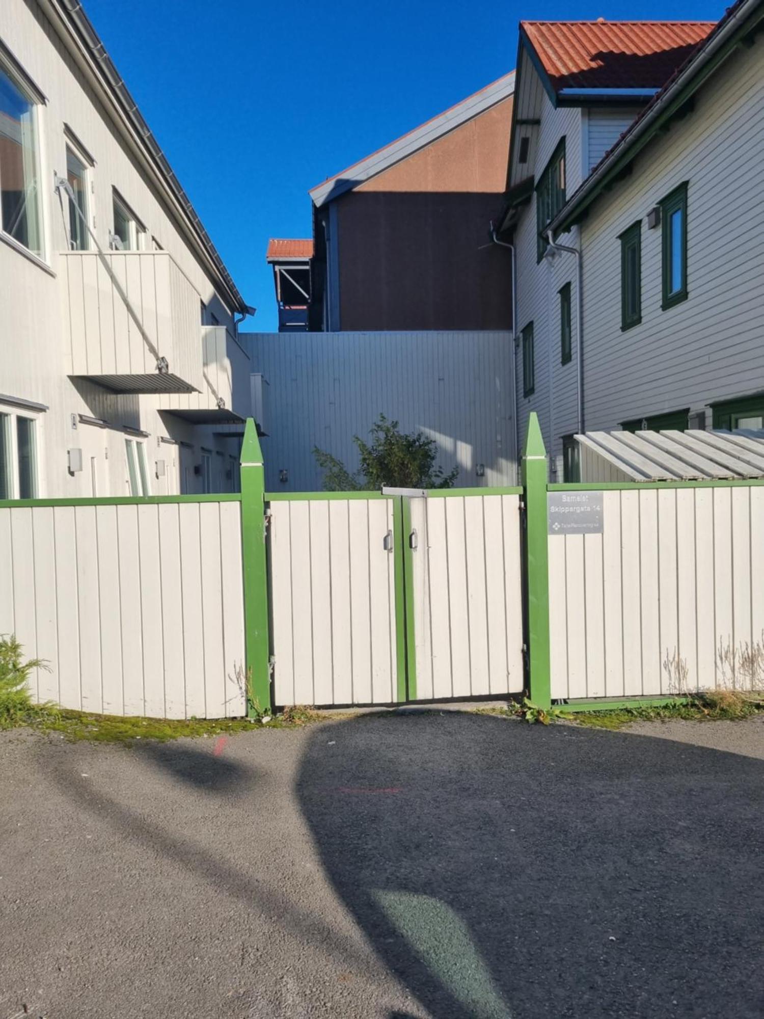 Modern Apartment In City Center Tromsø Buitenkant foto